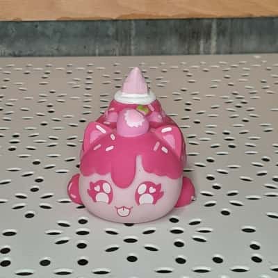 Aphmau Ice-cream Squish Strawberry Ice-cream