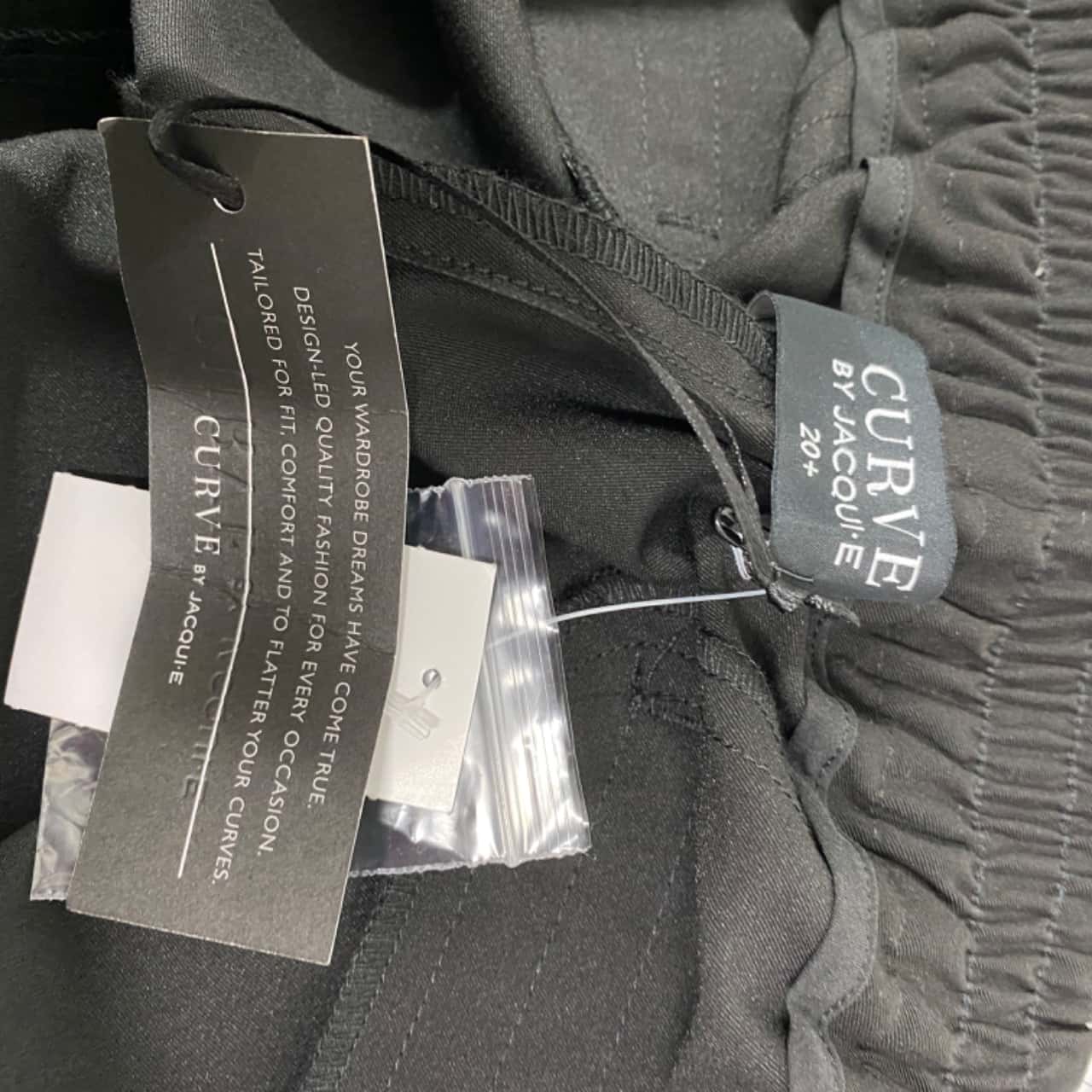 JacquiE Womens Size 20 Ankle Black pants