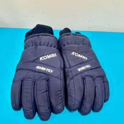 Kombi Go-tex  Gloves- perfect for the snow 