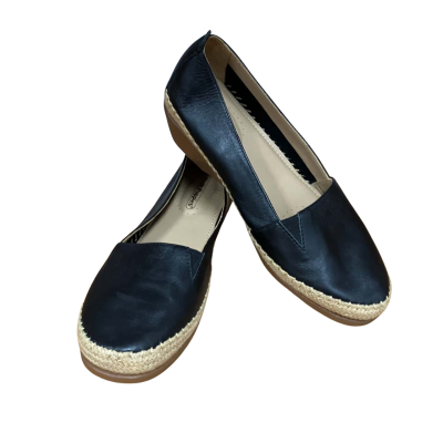 Hush Puppies Womens  Size 39 Black  