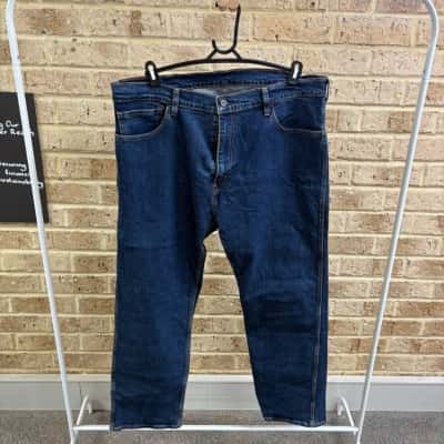Levis Mens blue jeans Size 30 / 40 