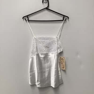 NEW - Bras N Things Short Stories Shoestring Strap Top White Size 12