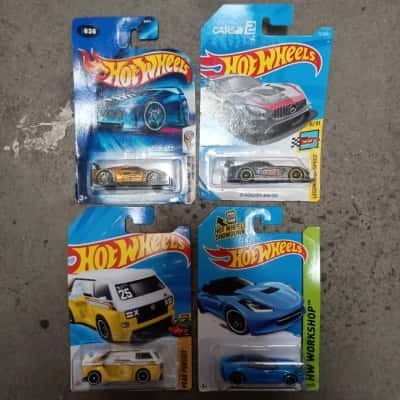 Hot Wheels Assorted x 4