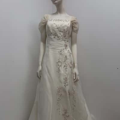 Boxed Wedding Dress by Jenny & Gerry's Bridal House.  Size 18  Adjustable 