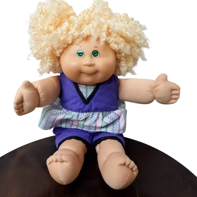 2009 Cabbage Patch Kids Doll (Play Along) - Blonde/Green Eyes