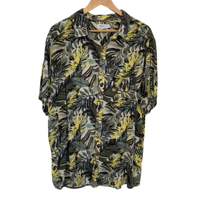 All good. Mens  Size XXXL Short Sleeve Shirt Green / Yellow 