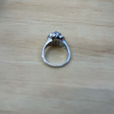  Womens Silver 925 Ring With Flower stone 