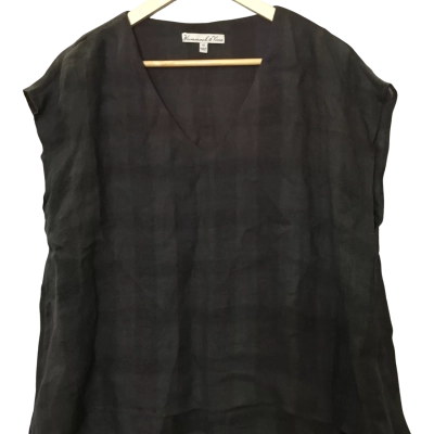 Hammock & Vine Womens  Size 12 Short Sleeve Top Black  