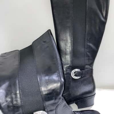 Women's NATURALIZER Boots Size 7 Black  