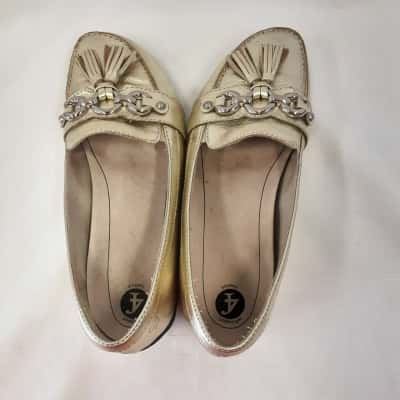 Frankie4 Janelle Womens  Size 7 Loafers Gold Leather