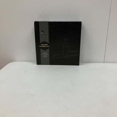 Gents Sneaker Cleaning Kit