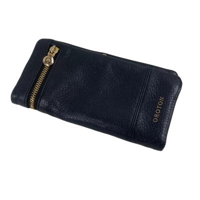 Oroton Women's Purse Black  