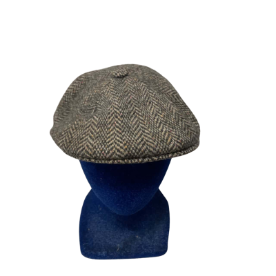 Vintage Kangol Unisex  Beret Size M Grey / Pinstriped 