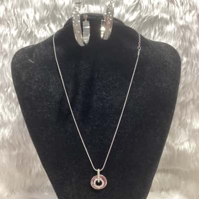  Womens Earrings / Necklace Other / Silver 