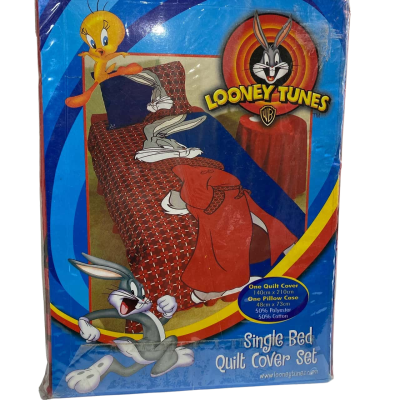 Looney Tunes Single Bed Quilt Cover Set featuring Bugs Bunny and Tweety Bird