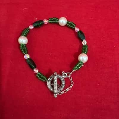  Women's Beaded Bracelet featuring Green, clear Beads with Faux Pearls