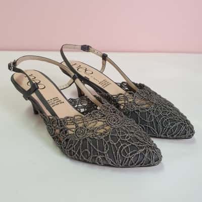 Neo Women's Size 37 Delight Dress Shoe Grey