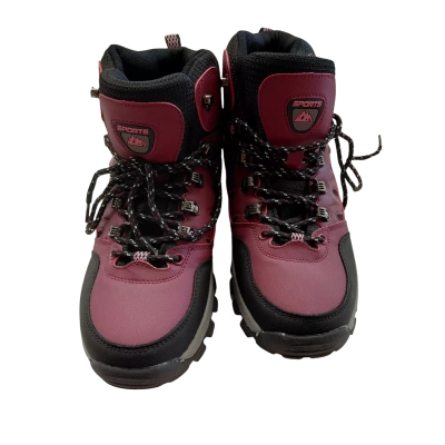  Mens  Size 41 Boots Black  / Maroon 