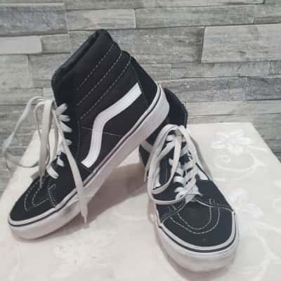 Vans Unisex  Size 7 / 8.5 Sneakers Black  / White 