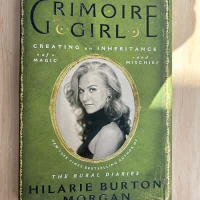 Grimoire Girl, Hilarie Burton 