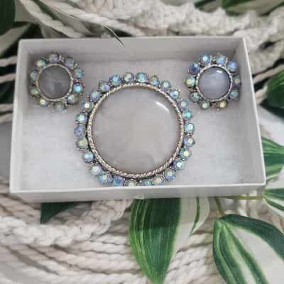 Vintage earings and brooch set