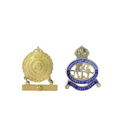  Womens vintage ‘Women in War’ badges collection (2)