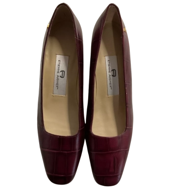 Etienne Aigner Burgundy Vintage Womens  Size 6.5 N Square Toe Pumps