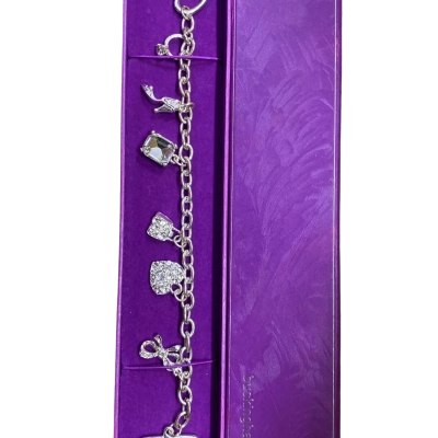  Womens Buckingham. 18cm Silver plate charm Bracelet 