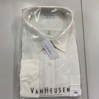 Van Heusen Mens dress shirt  Size L 