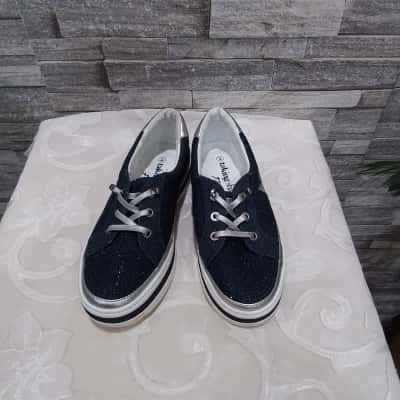 Taking Shape Womens  Size 38 Sneakers Blue / Silver / Striped 