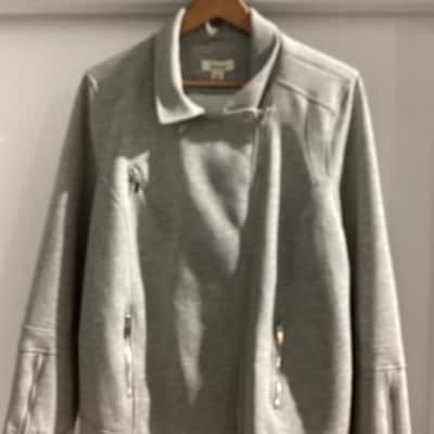 beme Womens jacket - Size 16 