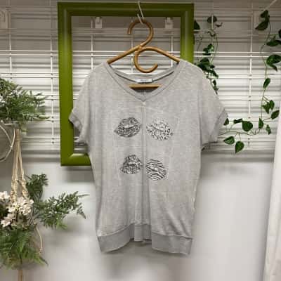 Amici Womens  Size M / S Short Sleeve Top Grey 