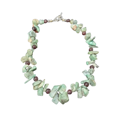 Hand Made Green/Red Beaded Necklace