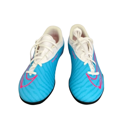 Nike Jr Phantom GX Club Soccer shoes - Size 5Y US