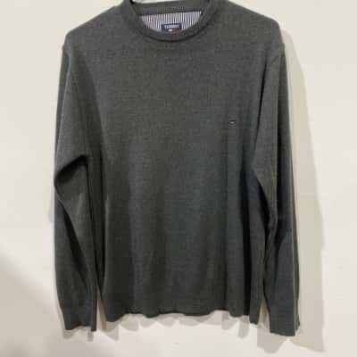 Tommy Hilfiger Mens  Size M Grey  Jumper