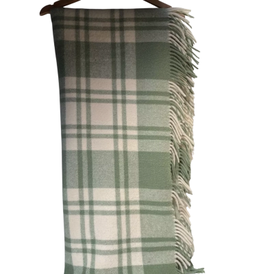 Waverley Blankets Throw. Green and Cream. With tassels 