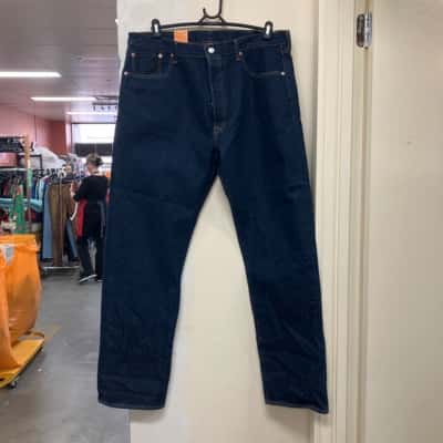 Levis Men’s Button Up Straight Leg Denim Pants Size 40