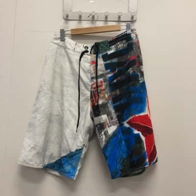 Oakley Mens Size 34 Board Shorts Multicoloured 