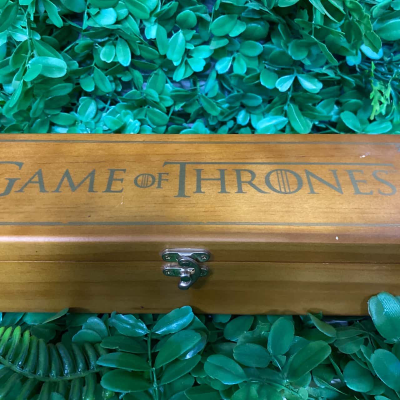 Game Of Thrones Shot Glasses In Wooden Box s Game of thrones shot glasses in wooden box s