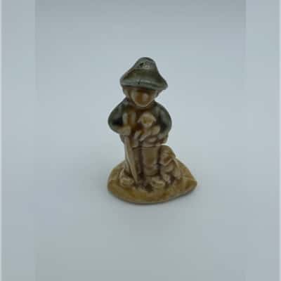 Wade Whimsies "Little Boy Blue" Figurine 
