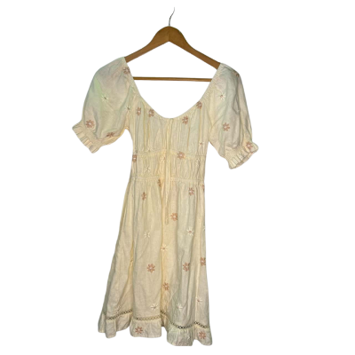 Ghanda Womens  Size XS Mini Dress Cream / Floral 