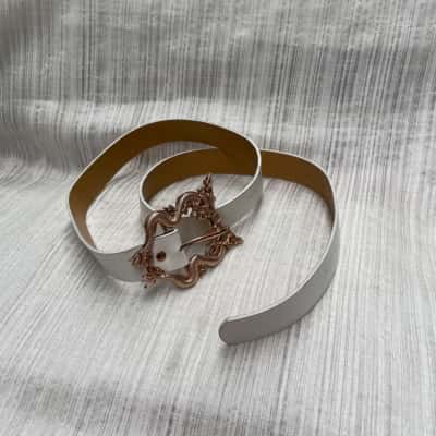  Classy Gold Tone /Double Dragon Design Belt Buckle on a White Belt