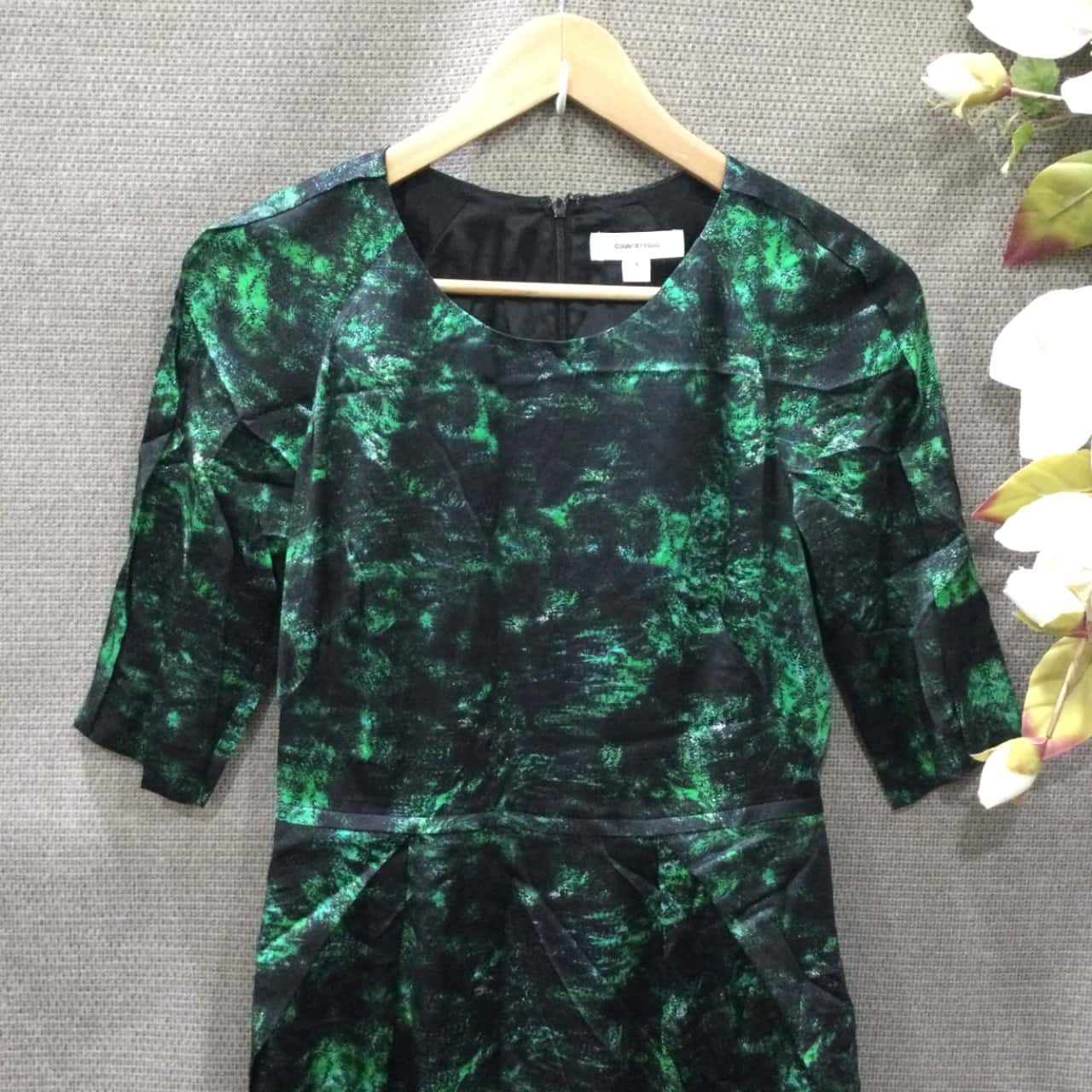 Country Road, Womens Fitted Silk Dress, Size 8, Black/Green (s) - Used Very  Good | Salvos Stores