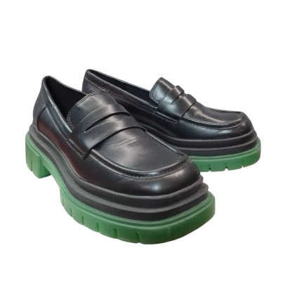 Charles & Keith Women's  Size 36 Black and Green Shoes