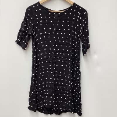Mister Zimi Womens  Size 10 Black with White pattern dress  