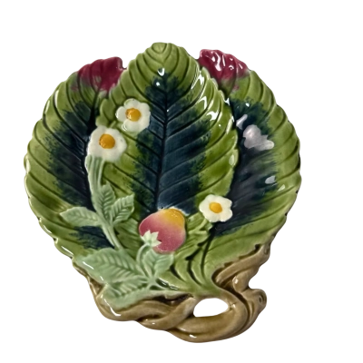 Green leaf plate 