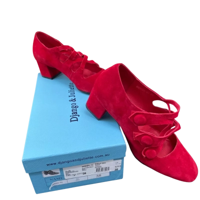 Django & Juliette  Womens  Size 38 Red suede