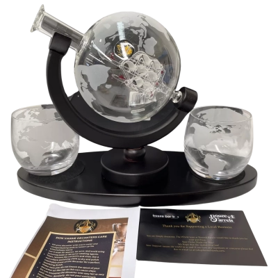 Don Vassie Luxury Etched Globe Whiskey Decanter and 2 matching glasses 