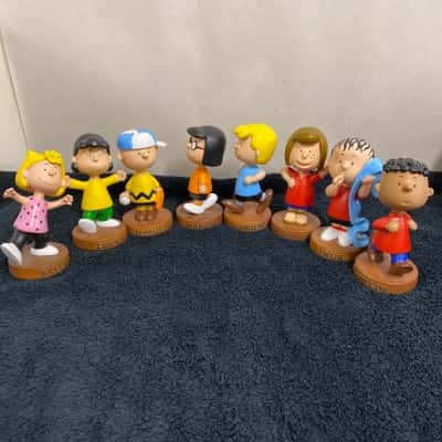 Peanuts Set of 8 Collectable Series Figurines 