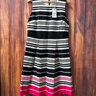 INSPYR   Size 14 Black  / Pink  / White  dress new 